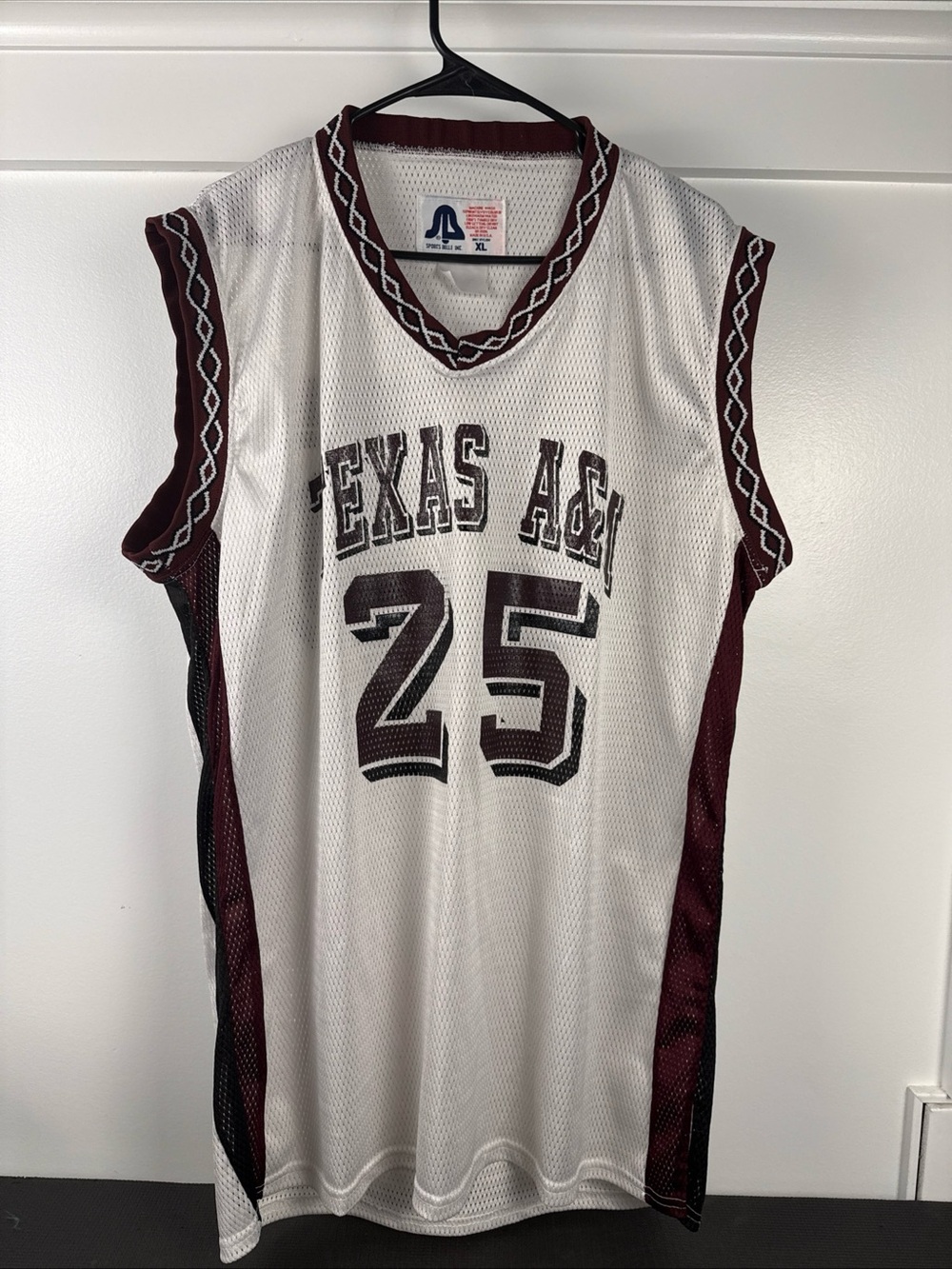 VTG SPORTS BELLE Texas A&M Maroon & White Basketball Jersey - #25 Xl